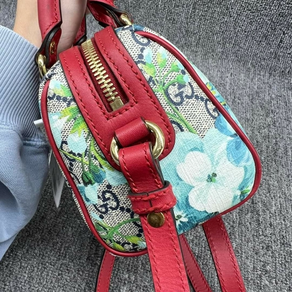 100% Authentic GUCCI Boston Blue&Red Blooms Canvas Satchel 650-102224 - Picture 6 of 16